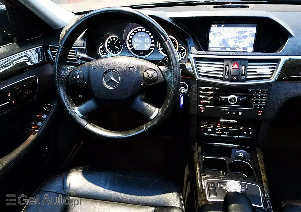 MERCEDES-BENZ Klasa E 