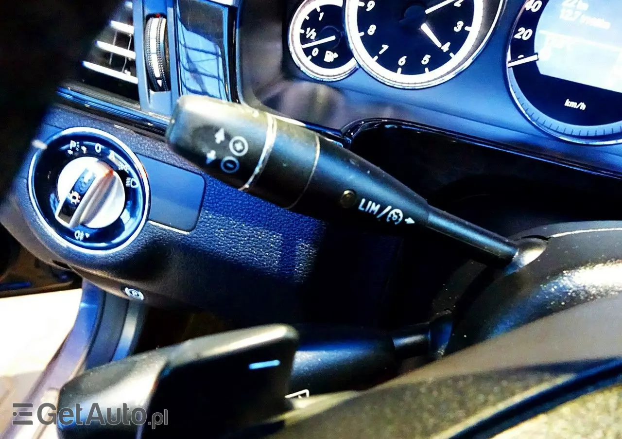 MERCEDES-BENZ Klasa E 