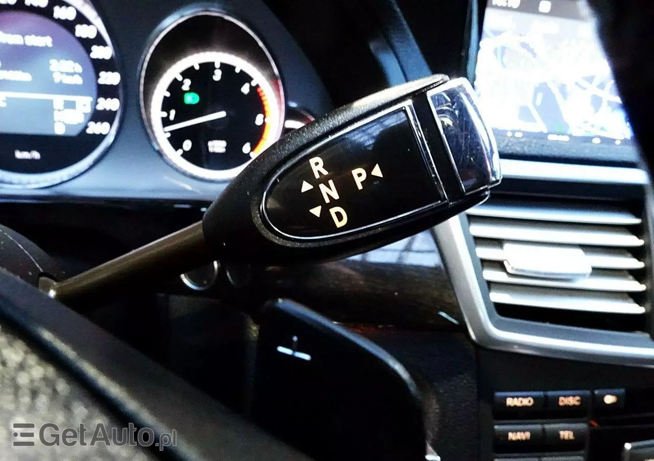 MERCEDES-BENZ Klasa E 