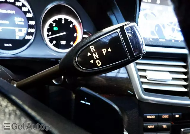 MERCEDES-BENZ Klasa E 