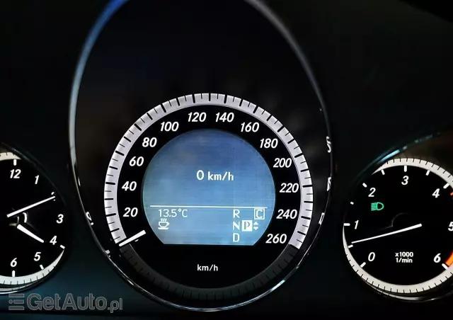 MERCEDES-BENZ Klasa E 