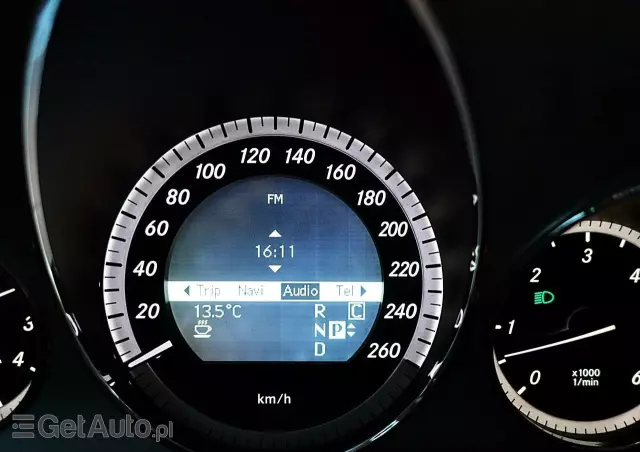 MERCEDES-BENZ Klasa E 