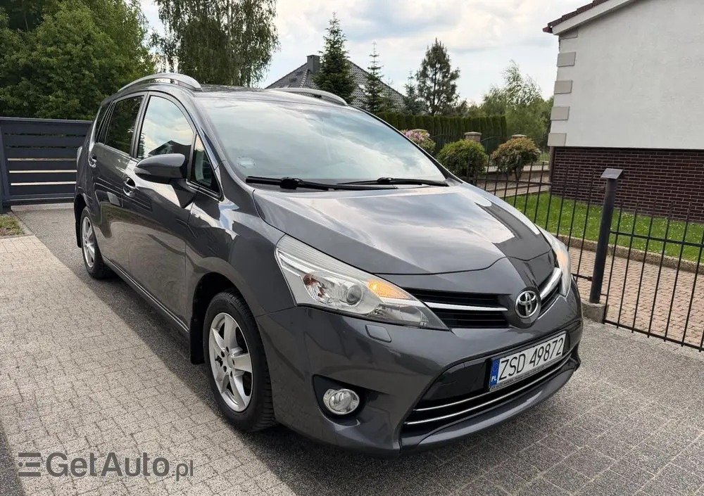 TOYOTA Verso 1.8 7-Sitzer Executive
