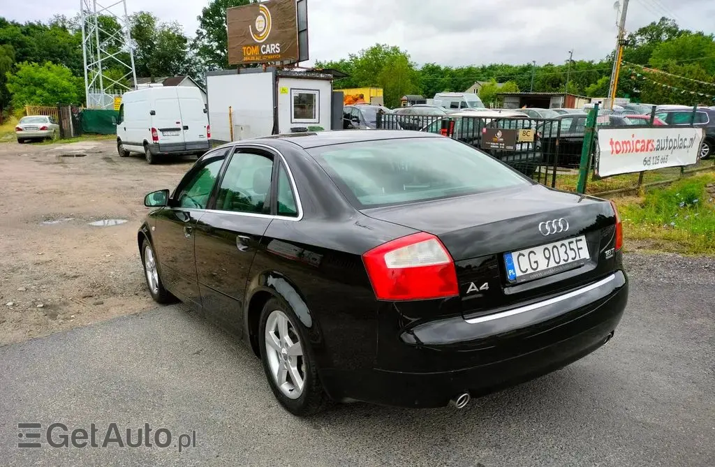 AUDI A4 