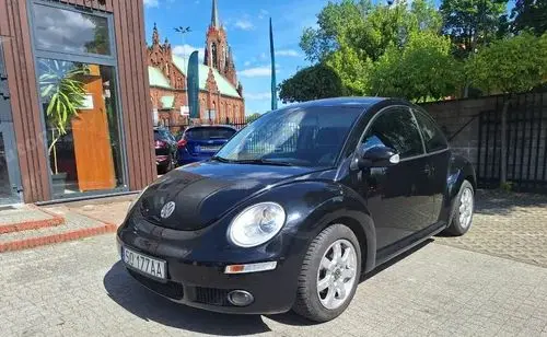 VOLKSWAGEN New Beetle 