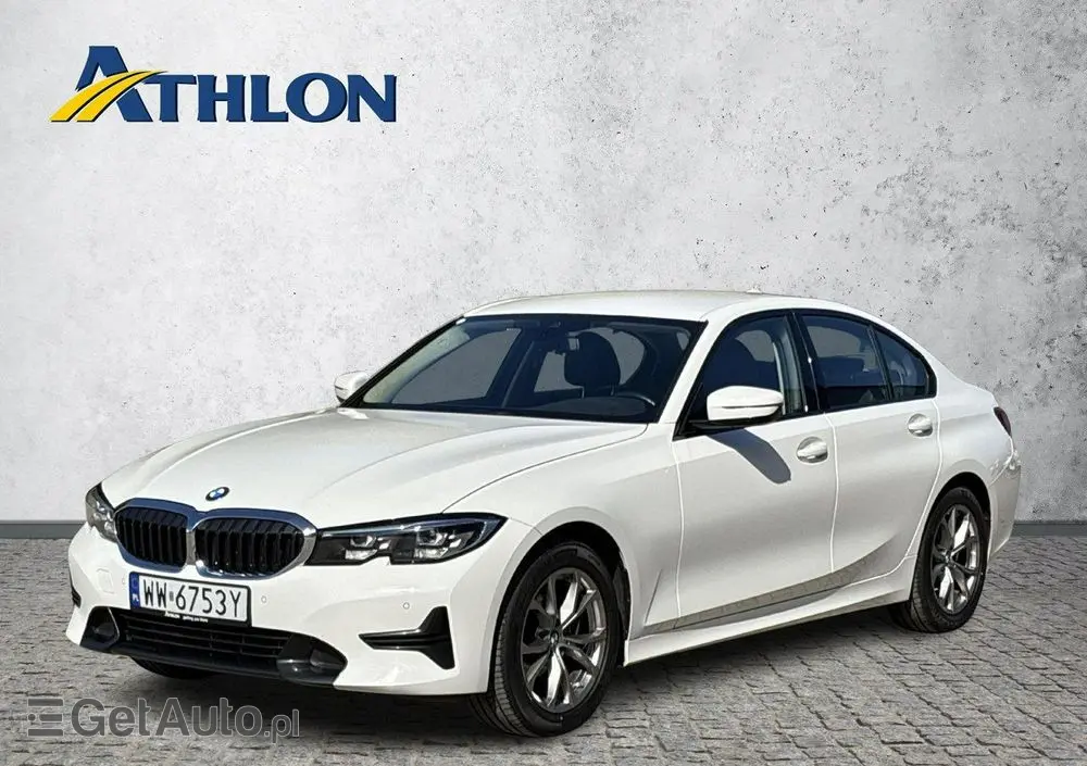 BMW Seria 3 318i Sport Line