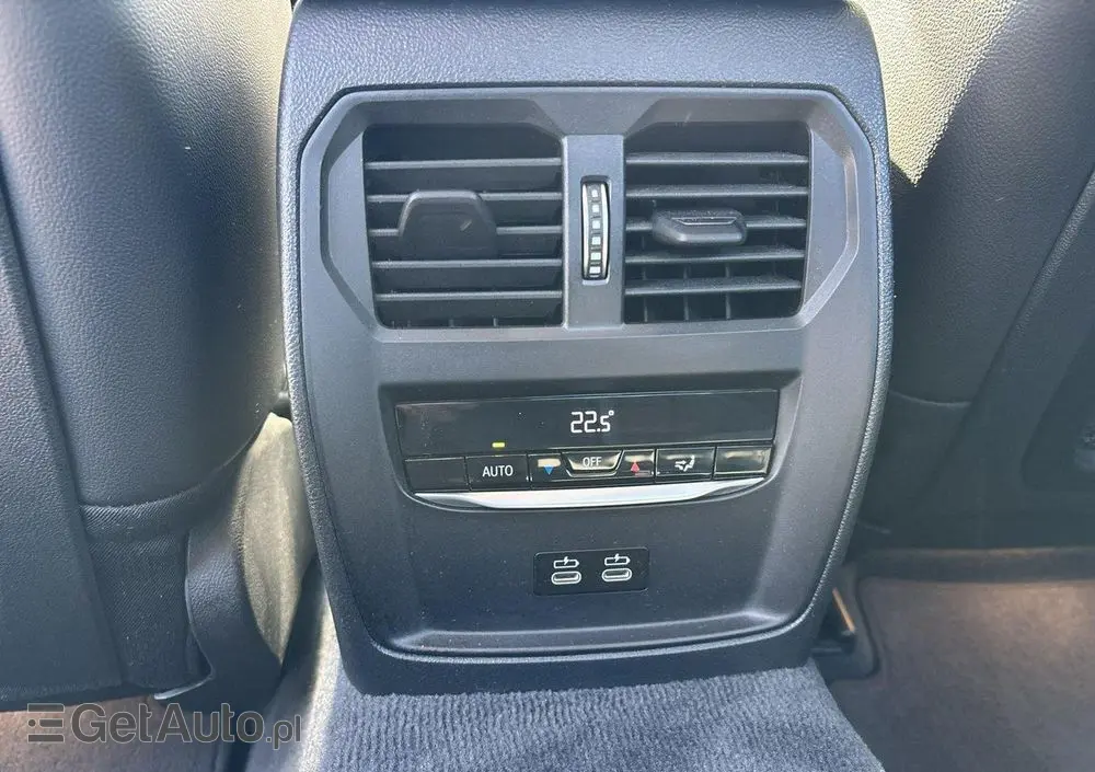 BMW Seria 3 318i Sport Line