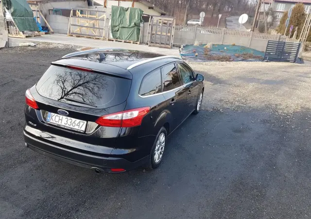 FORD Focus 1.6 EcoBoost Titanium