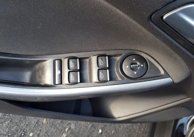 FORD Focus 1.6 EcoBoost Titanium