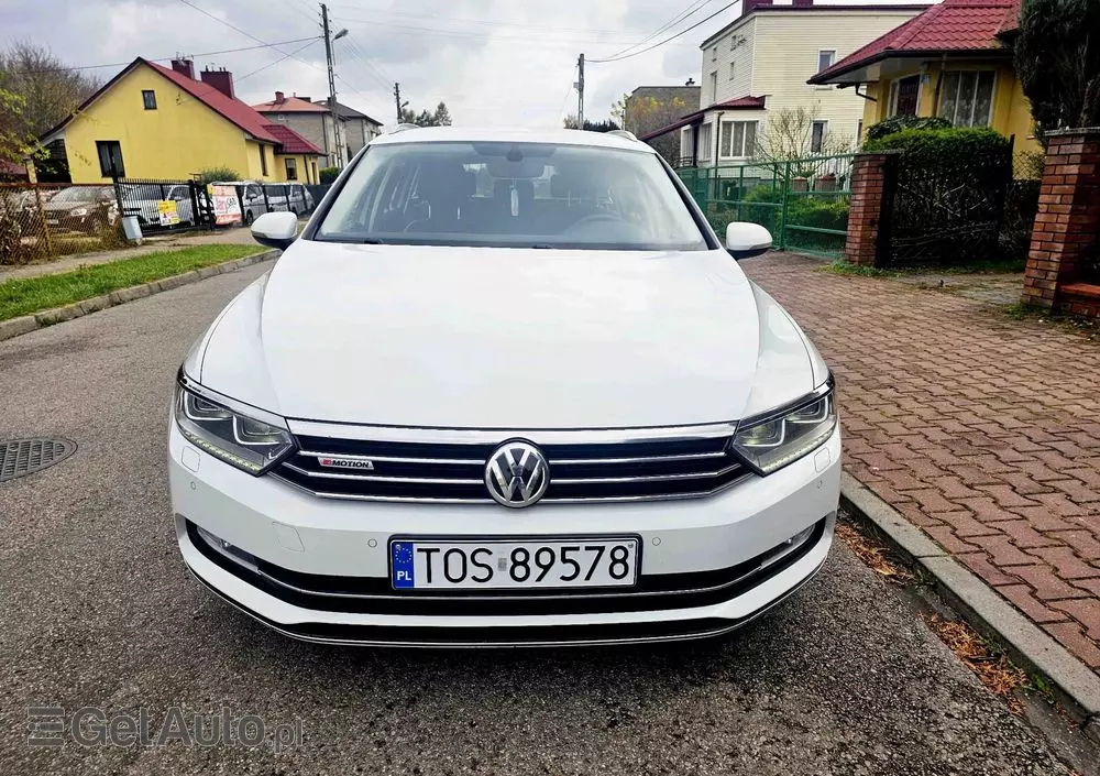 VOLKSWAGEN Passat Variant 2.0 TDI SCR 4Motion DSG Highline