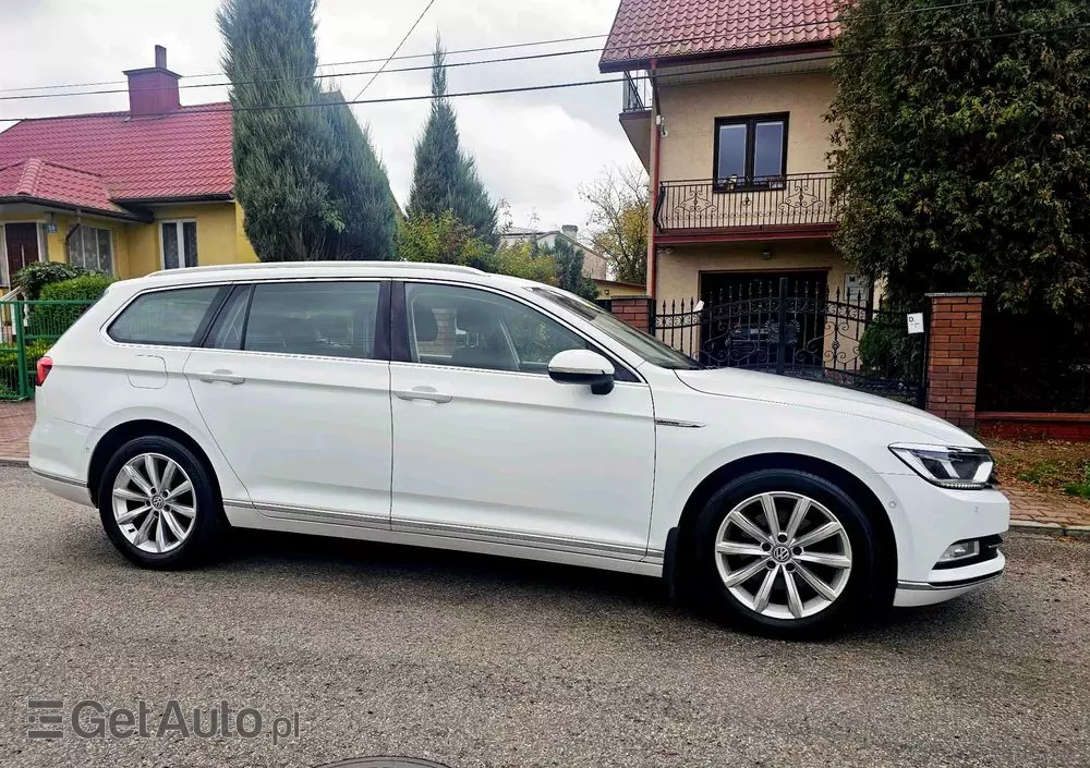 VOLKSWAGEN Passat Variant 2.0 TDI SCR 4Motion DSG Highline