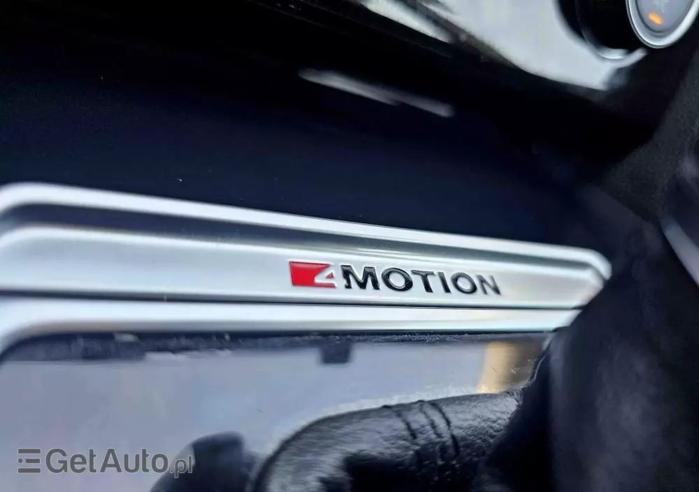 VOLKSWAGEN Passat Variant 2.0 TDI SCR 4Motion DSG Highline