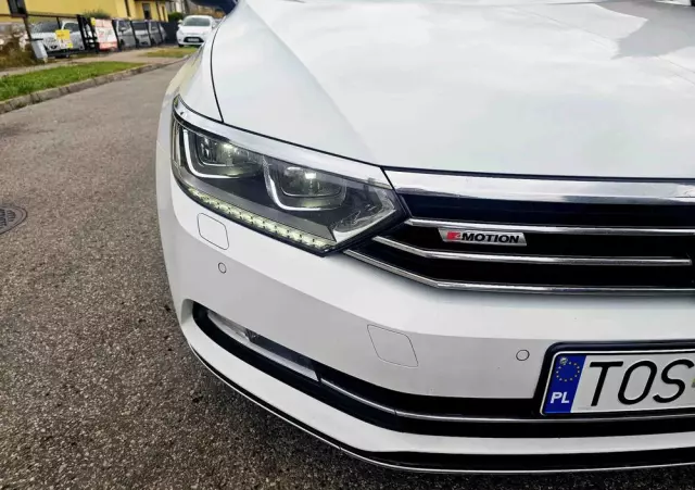 VOLKSWAGEN Passat Variant 2.0 TDI SCR 4Motion DSG Highline