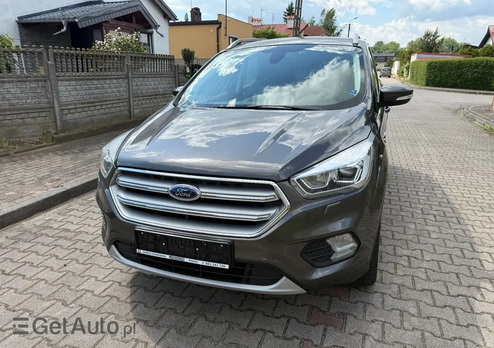 FORD Kuga 1.5 EcoBoost 2x4 Cool & Connect