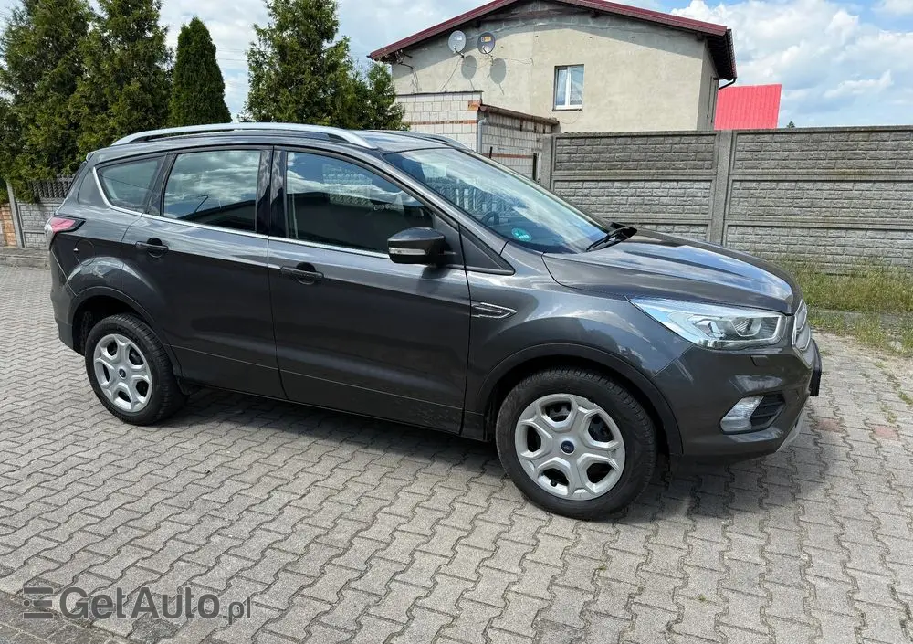 FORD Kuga 1.5 EcoBoost 2x4 Cool & Connect