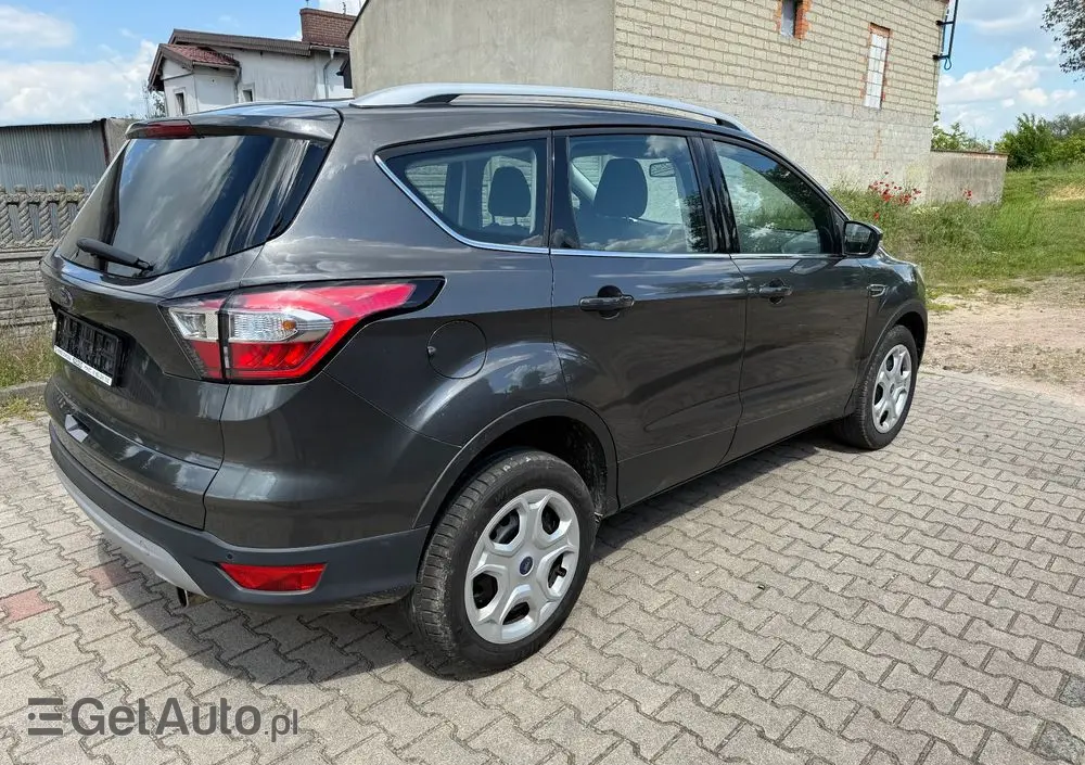 FORD Kuga 1.5 EcoBoost 2x4 Cool & Connect