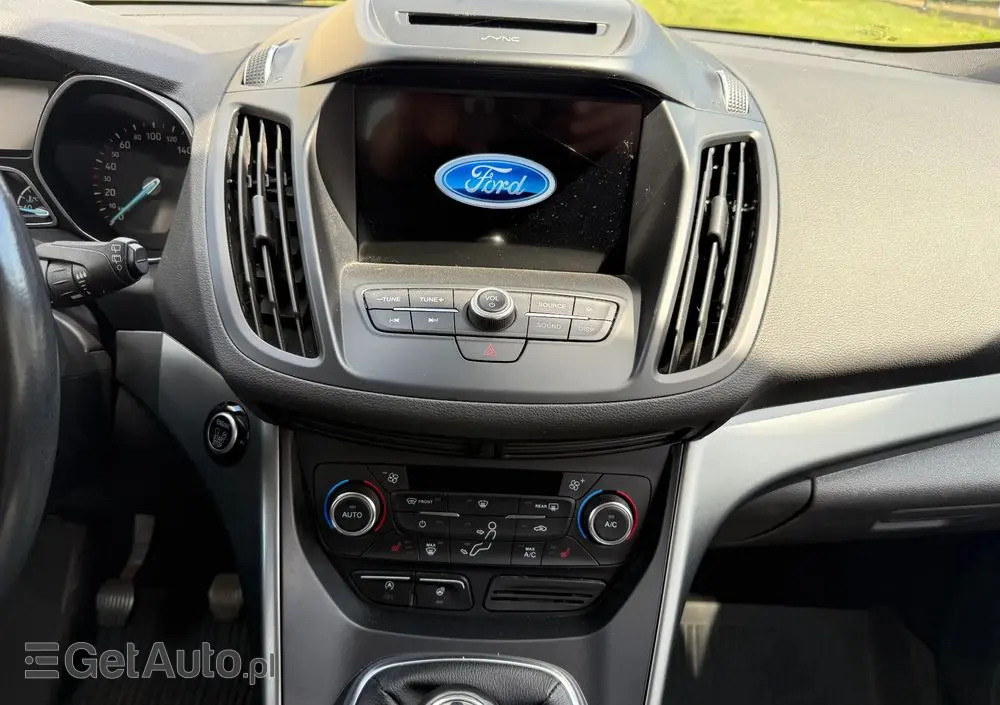 FORD Kuga 1.5 EcoBoost 2x4 Cool & Connect