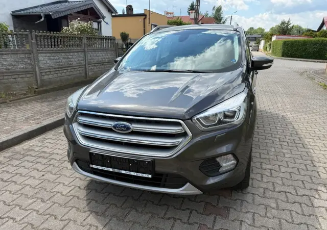 FORD Kuga 1.5 EcoBoost 2x4 Cool & Connect
