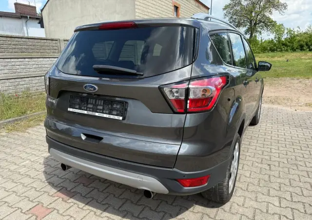 FORD Kuga 1.5 EcoBoost 2x4 Cool & Connect