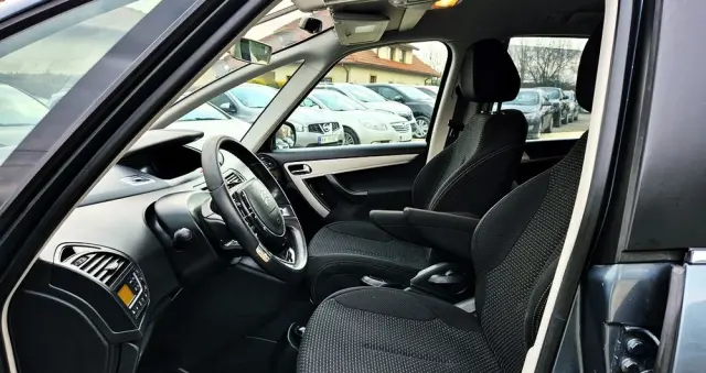 CITROËN C4 Picasso 1.6 VTi Attraction