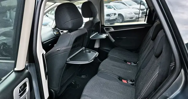 CITROËN C4 Picasso 1.6 VTi Attraction