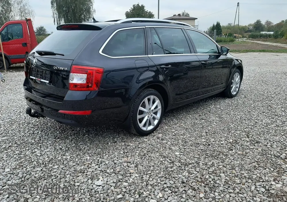 SKODA Octavia Combi 1.6 TDI Green tec DSG Solution
