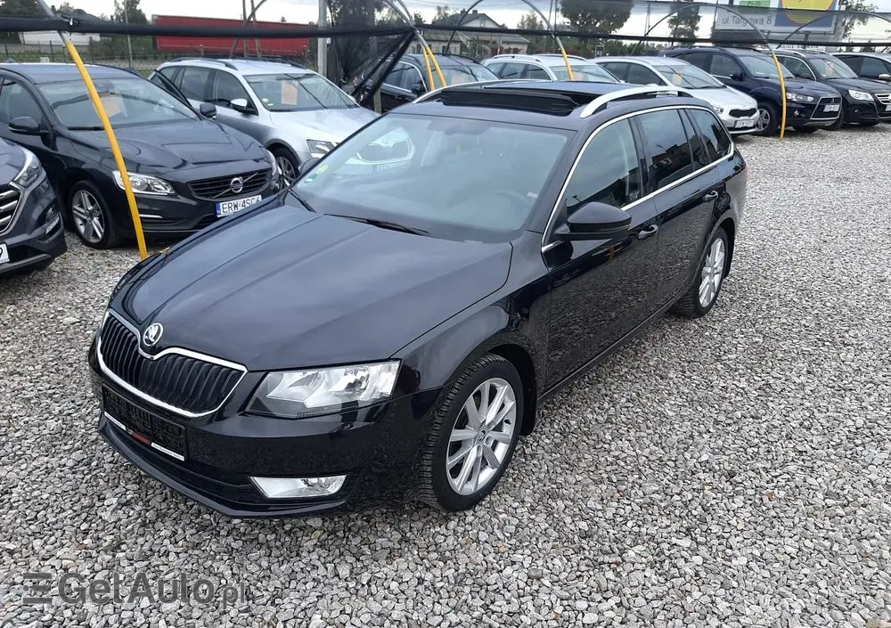 SKODA Octavia Combi 1.6 TDI Green tec DSG Solution