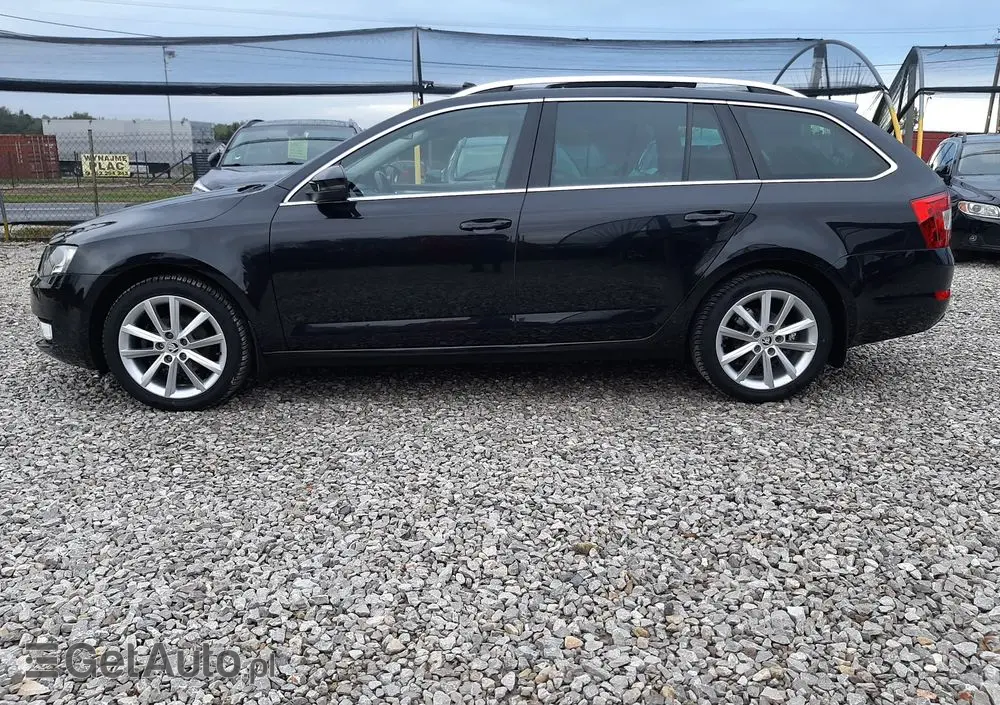 SKODA Octavia Combi 1.6 TDI Green tec DSG Solution