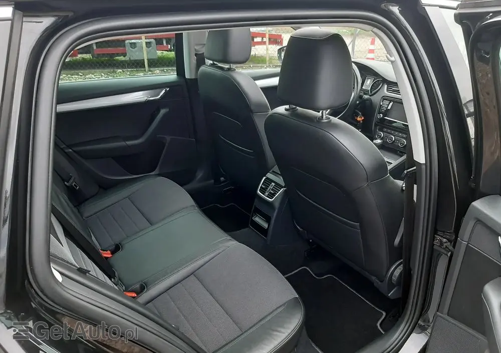 SKODA Octavia Combi 1.6 TDI Green tec DSG Solution