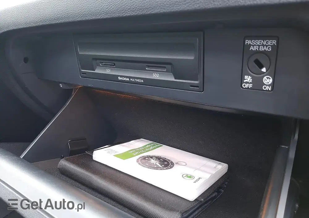 SKODA Octavia Combi 1.6 TDI Green tec DSG Solution