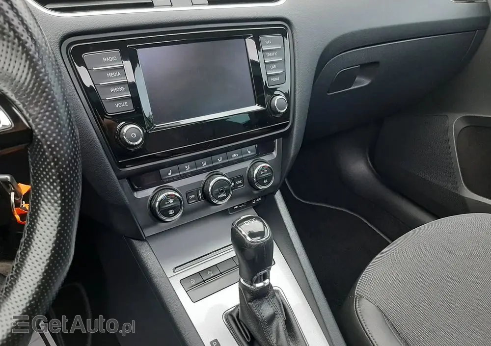 SKODA Octavia Combi 1.6 TDI Green tec DSG Solution