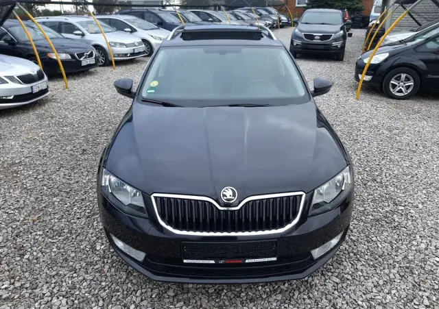 SKODA Octavia Combi 1.6 TDI Green tec DSG Solution