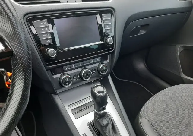 SKODA Octavia Combi 1.6 TDI Green tec DSG Solution