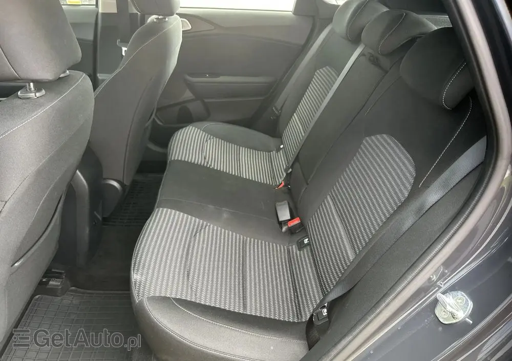 KIA Ceed 1.5 T-GDI M