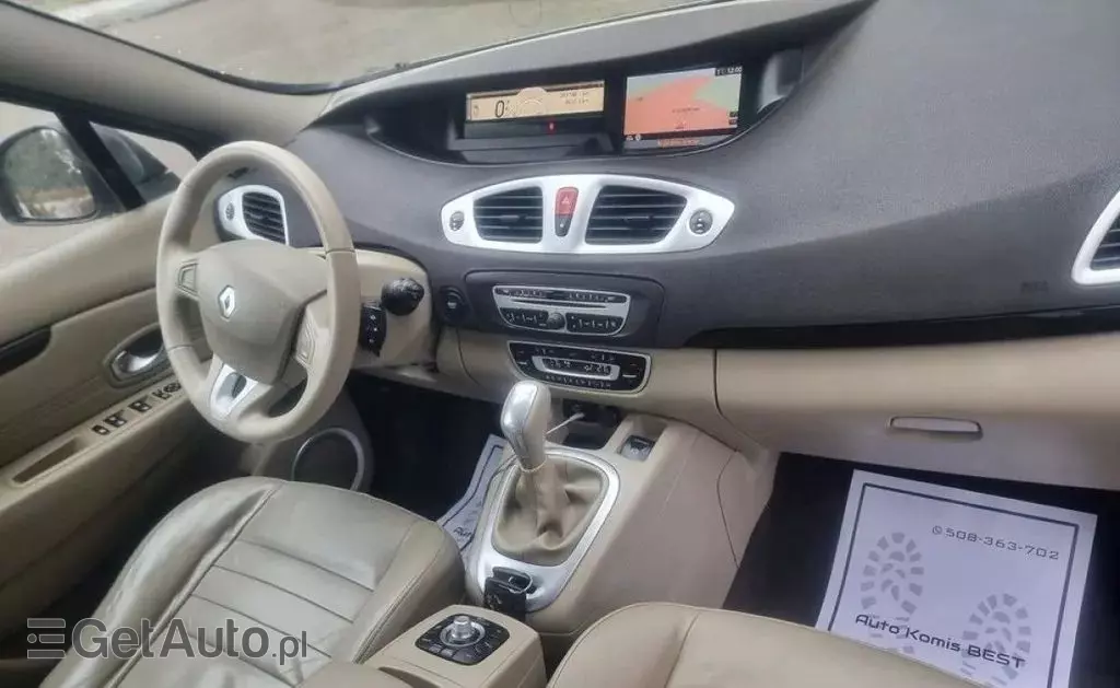 RENAULT Scenic 