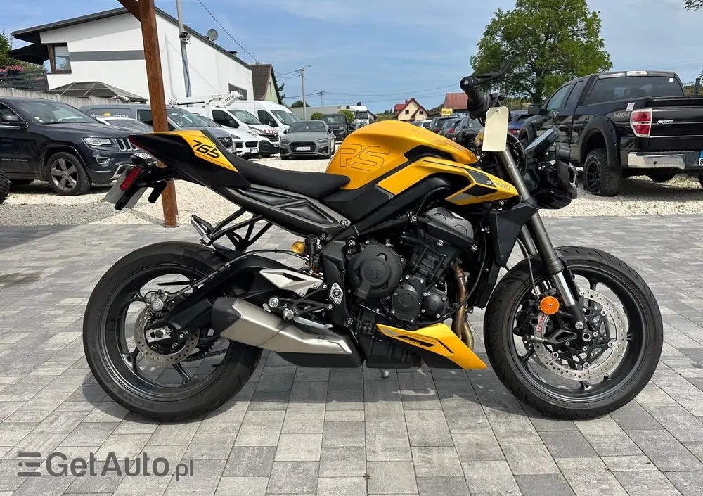 TRIUMPH Street Triple 