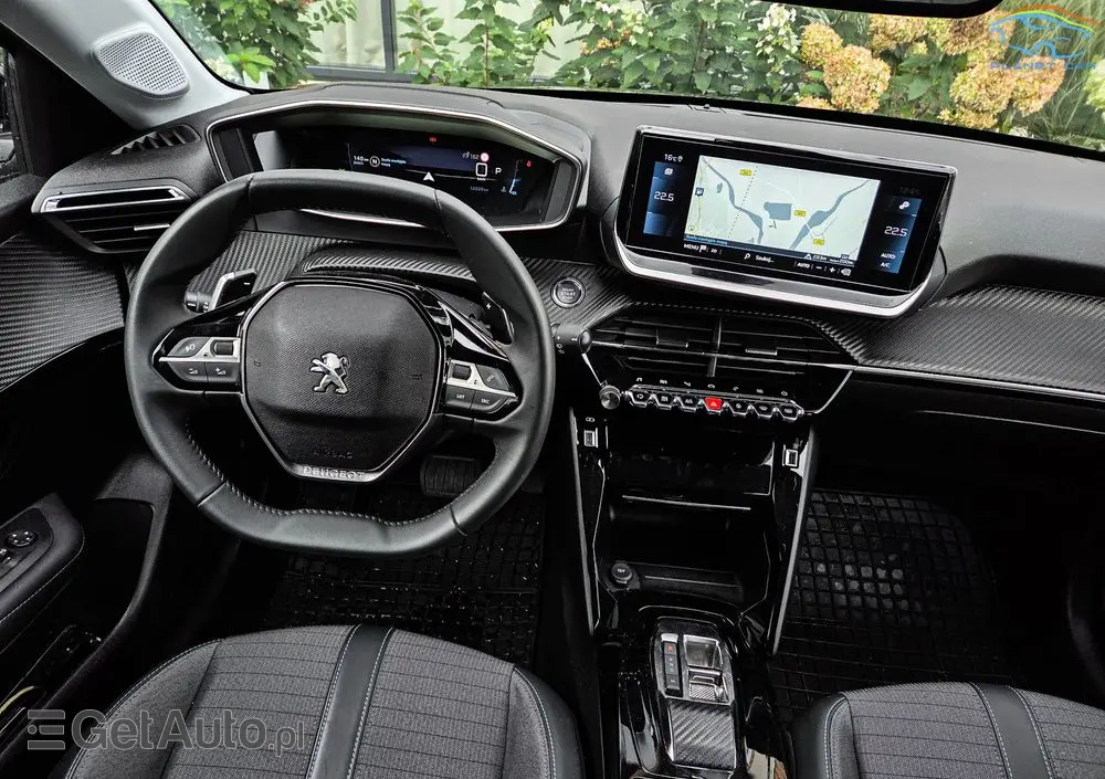 PEUGEOT 208 PureTech 100 EAT8 Active Pack