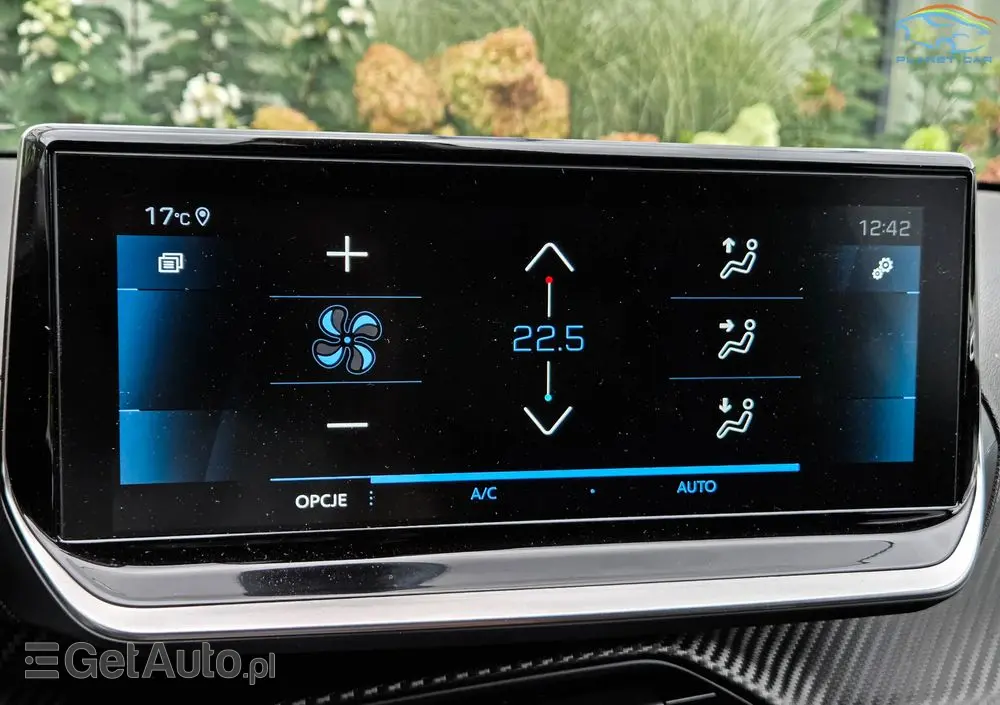 PEUGEOT 208 PureTech 100 EAT8 Active Pack