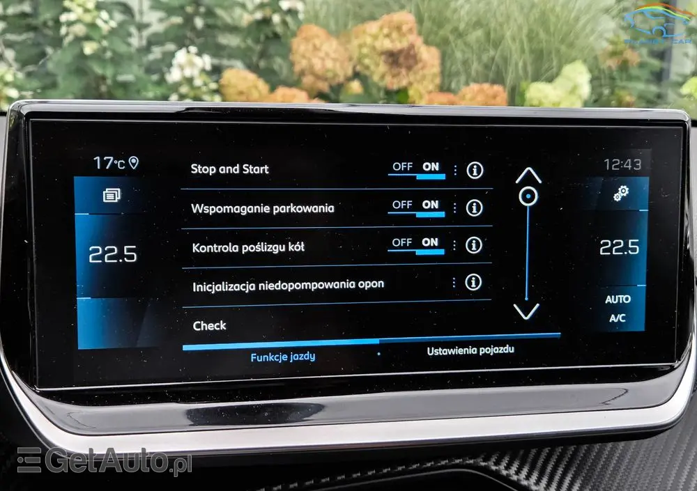 PEUGEOT 208 PureTech 100 EAT8 Active Pack