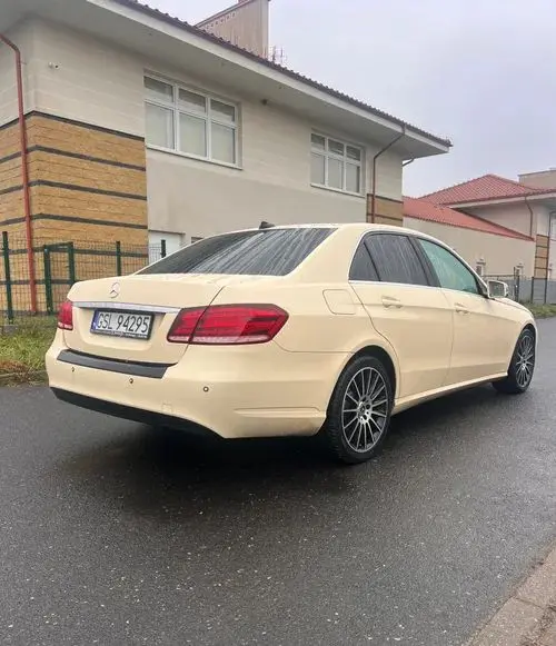 MERCEDES-BENZ Klasa E 