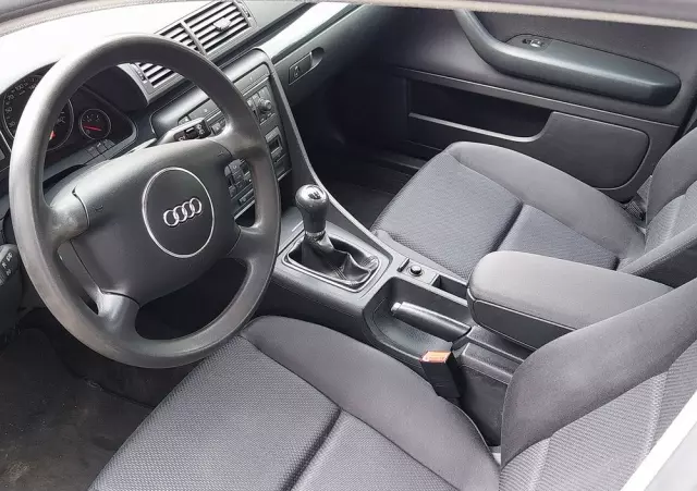 AUDI A4 Avant 2.0
