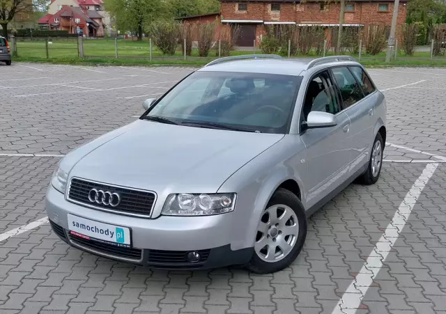 AUDI A4 Avant 2.0