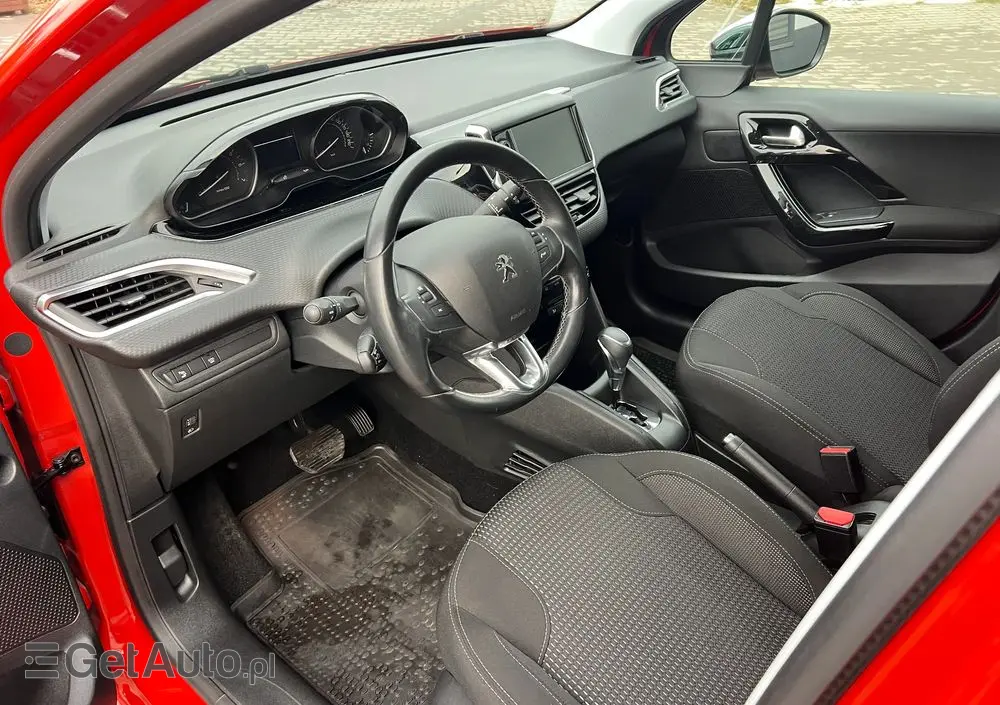 PEUGEOT 208 PureTech 110 Stop & Start EAT6 Allure