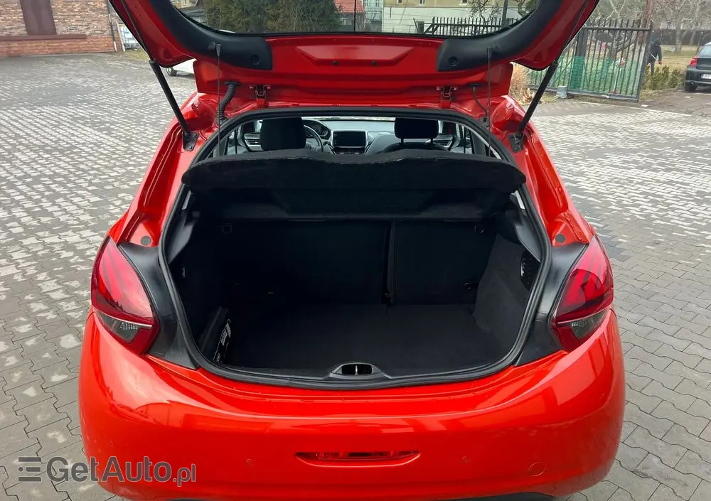 PEUGEOT 208 PureTech 110 Stop & Start EAT6 Allure