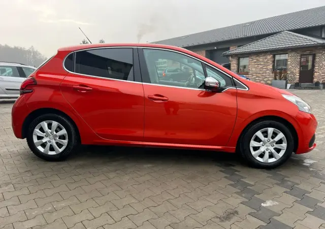 PEUGEOT 208 PureTech 110 Stop & Start EAT6 Allure