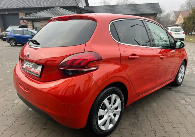 PEUGEOT 208 PureTech 110 Stop & Start EAT6 Allure