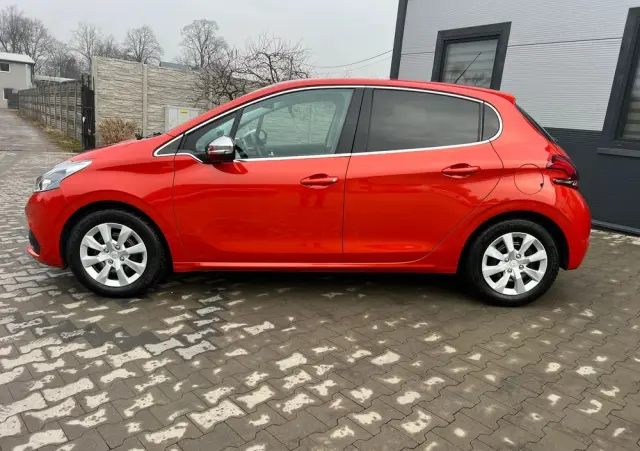 PEUGEOT 208 PureTech 110 Stop & Start EAT6 Allure