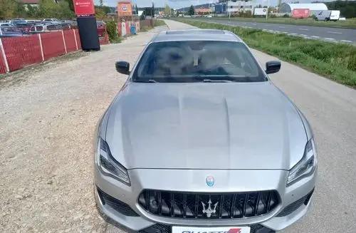 MASERATI Quattroporte 