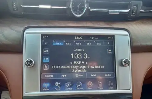 MASERATI Quattroporte 