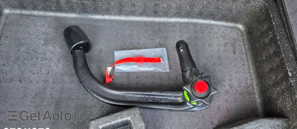 FORD B-MAX 1.0 EcoBoost SYNC Edition